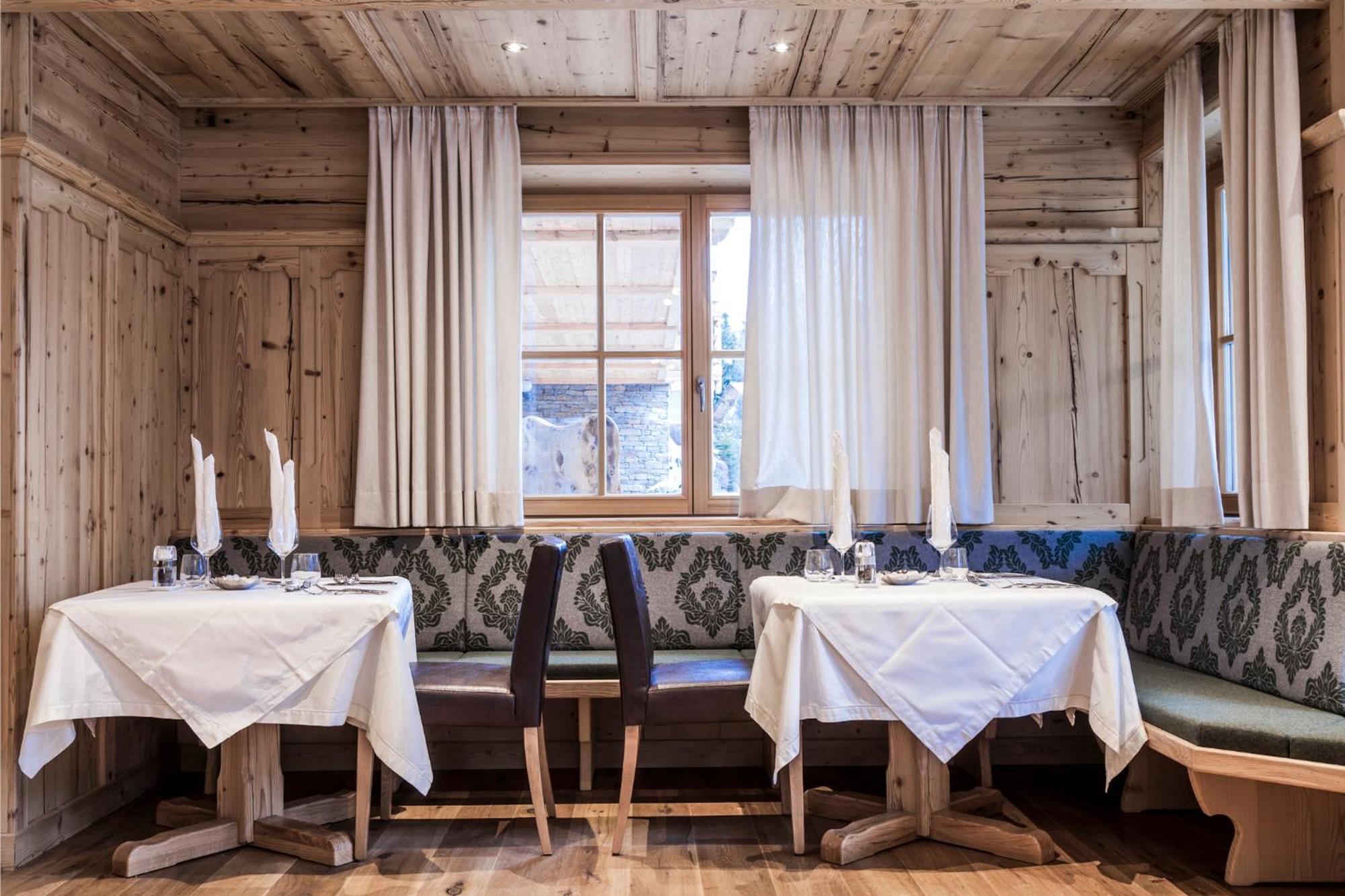 Dorfhotel Beludei Santa Cristina Val Gardena Dış mekan fotoğraf